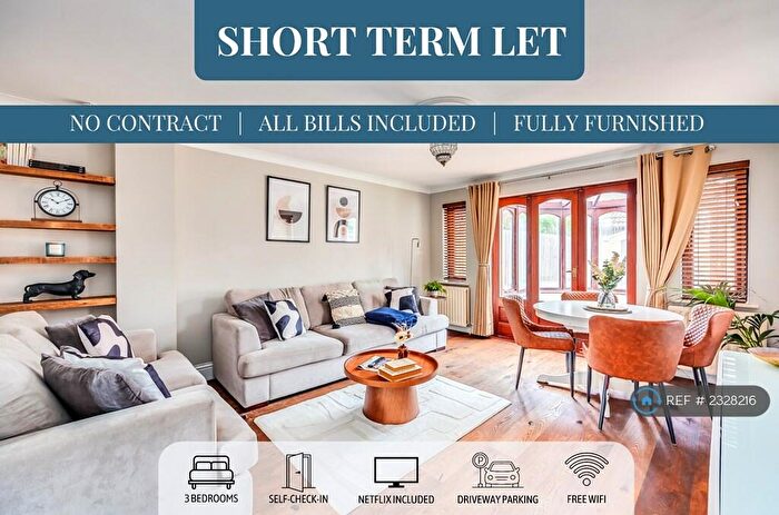 3 Bedroom Semi-Detached House To Rent In Nathanial Close, Milton Keynes, MK5