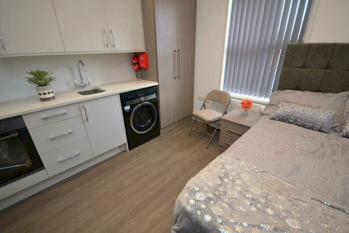 Studio To Rent In Whitley Street, Reading, RG2