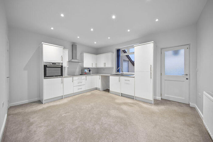 2 Bedroom Terraced House For Sale In Church Street West, Brampton, Chesterfield, S40 - Photo 3