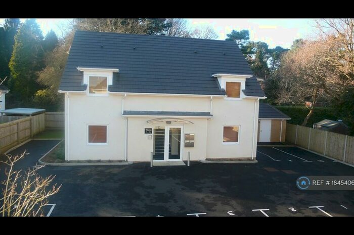 1 Bedroom Flat To Rent In Wareham Road, Corfe Mullen, Wimborne, BH21