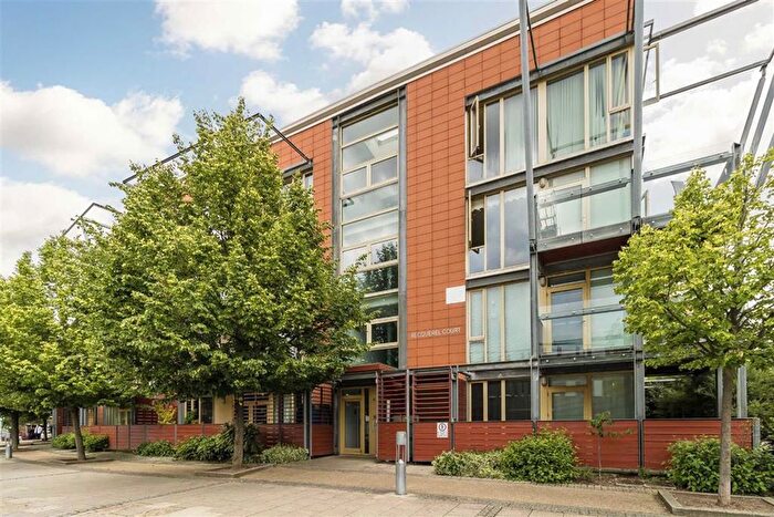 2 Bedroom Flat To Rent In School Square, Greenwich, SE10