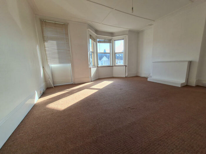 2 Bedroom Flat To Rent In Portland Road, Hove, BN3