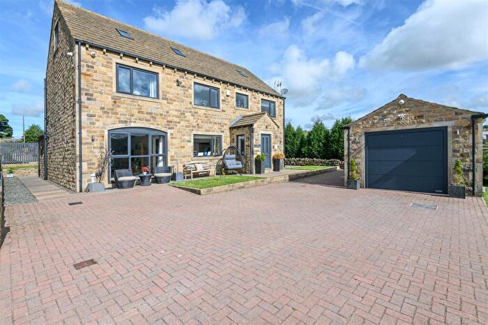 6 Bedroom Detached House For Sale In Cirasa, Cherry Tree Mews, School Lane, Bradshaw, Halifax, HX2