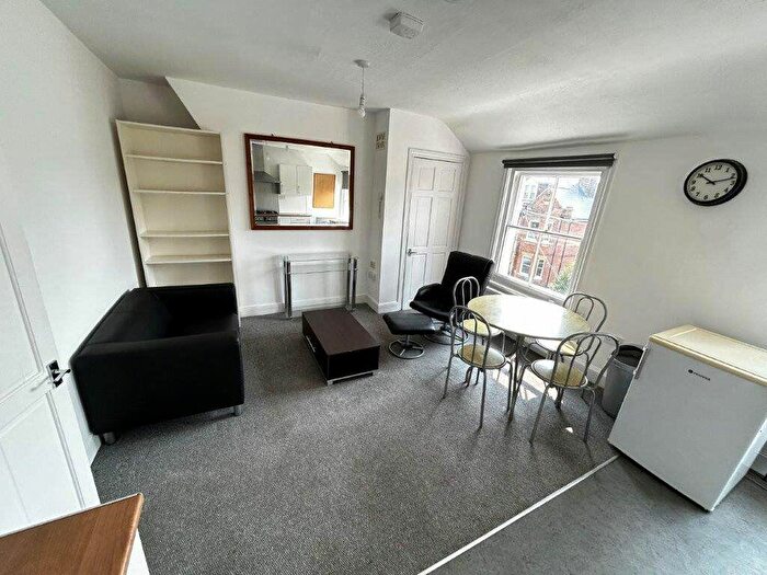 1 Bedroom Flat To Rent In Whitstable Road, Canterbury Ref -, CT2