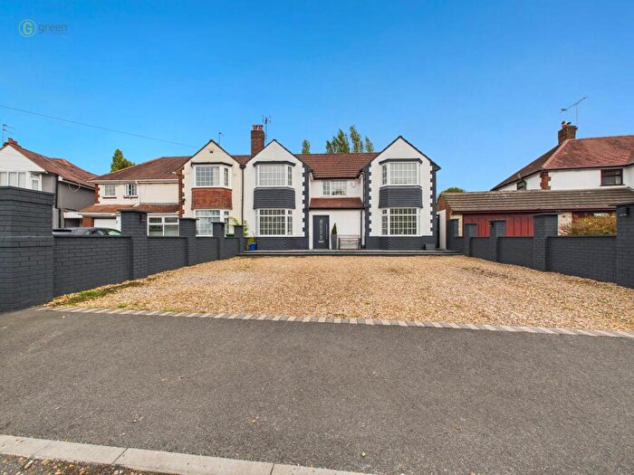 6 Bedroom Semi Detached House For Sale In Ray Hall Lane, Great Barr, Birmingham, B43