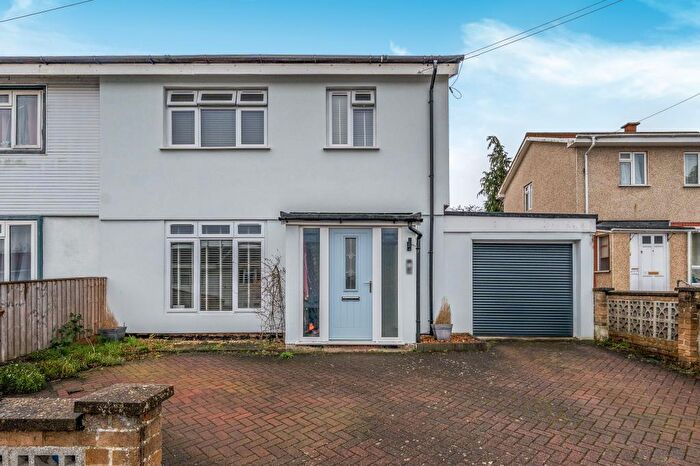3 Bedroom Semi-Detached House For Sale In Routh Road, Headington, OX3