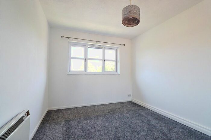 1 Bedroom Flat For Sale In Kenwyn Road, Dartford, Kent, DA1