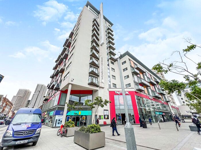 1 Bedroom Flat To Rent In High Road, Central Apartments, HA9