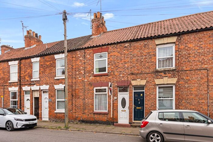 2 Bedroom Terraced House For Sale In Newport, Barton Upon Humber, North Lincs, DN18