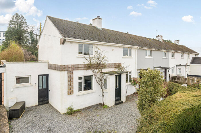 4 Bedroom End Of Terrace House For Sale In Kingsway, South Molton, Devon, EX36
