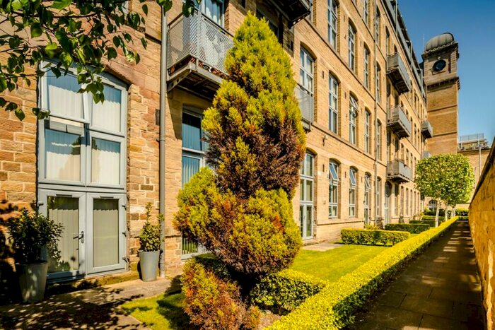 2 Bedroom Apartment To Rent In Valley Mill, Elland, HX5