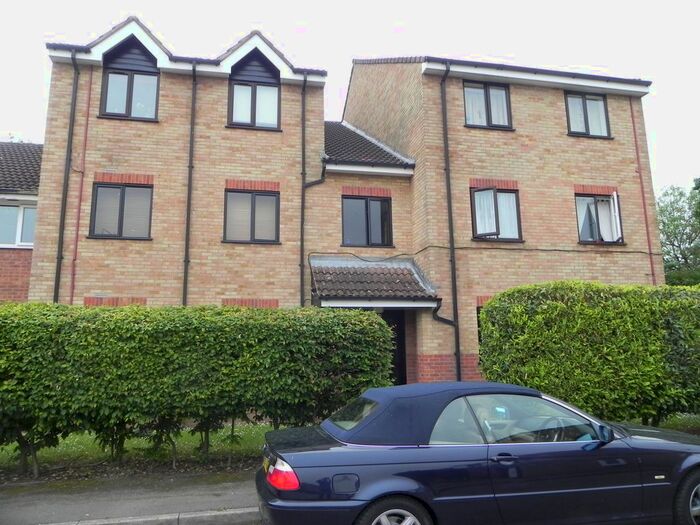 1 Bedroom Flat To Rent In Markwell Wood, Harlow, CM19