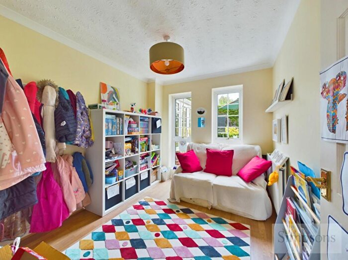 5 Bedroom Detached House For Sale In Gooseacre, Radley, OX14
