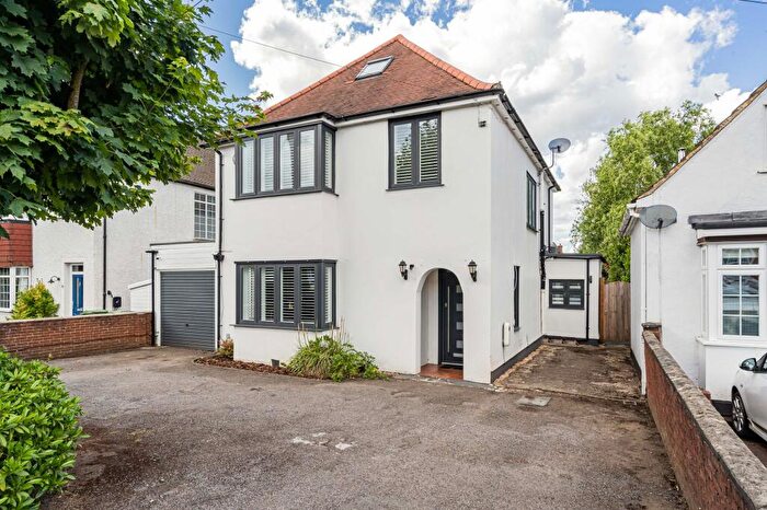 5 Bedroom Detached House For Sale In Barnett Wood Lane, Ashtead, KT21