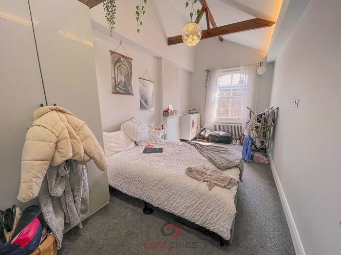 2 Bedroom Flat To Rent In Elgin Avenue, Maida Vale, London, W9