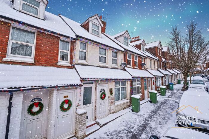 2 Bedroom Maisonette For Sale In Marshall Street, Folkestone, Kent, CT19