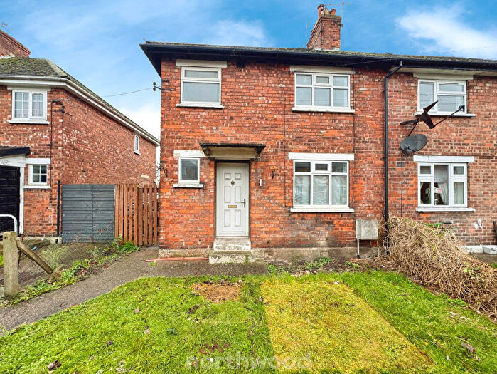 3 Bedroom End Of Terrace House For Sale In South Road, Moorends, Doncaster, DN8
