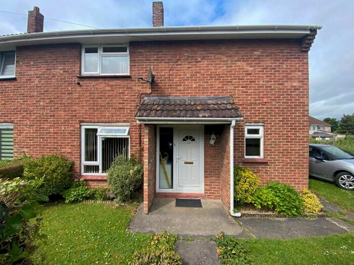4 Bedroom Terraced House To Rent In Stothard Road, Bristol, BS7