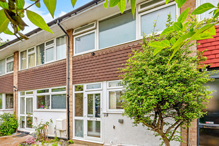 2 Bedroom Terraced House To Rent In The Beeches Blunt Road, South Croydon, CR2