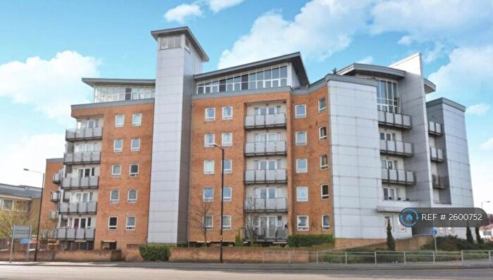 2 Bedroom Penthouse To Rent In Quadrivium Point, Slough, SL1