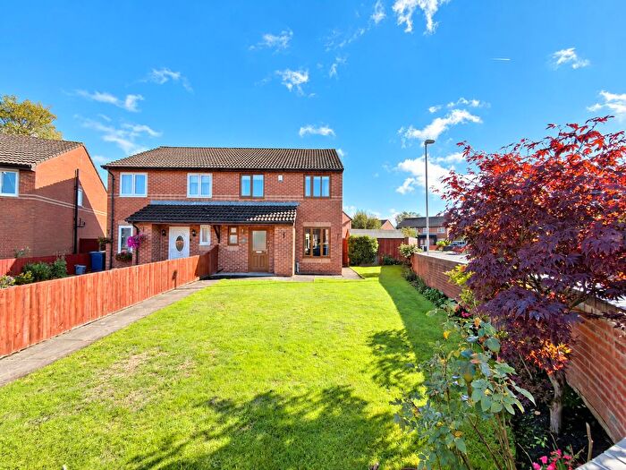 3 Bedroom Semi Detached House For Sale In Rees Park, Burscough, L40