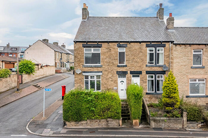 3 Bedroom End Of Terrace House For Sale In Burton Road, Barnsley, S71