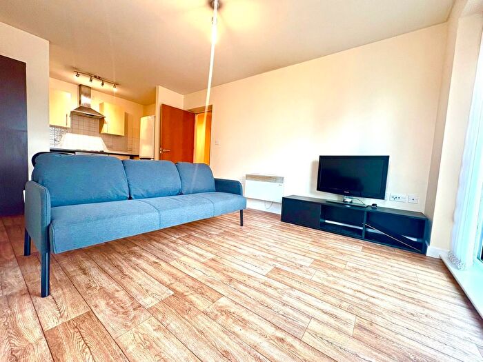 2 Bedroom Flat To Rent In West Two, Suffolk Street, Birmingham, B1