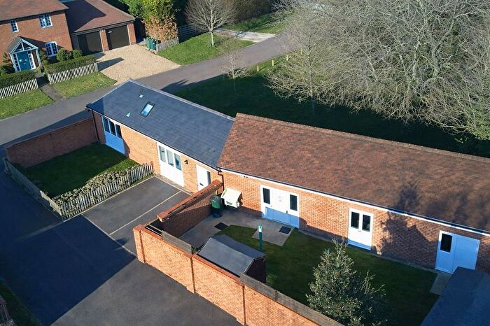 2 Bedroom Detached Bungalow For Sale In Ringbourne Copse, Barton Stacey, SO21