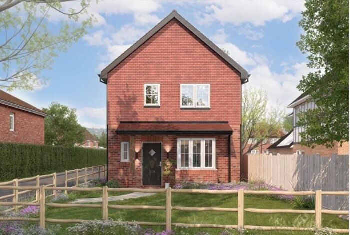 3 Bedroom Detached House For Sale In Storrington - Elegant Three Bedroom Detached Home, RH20