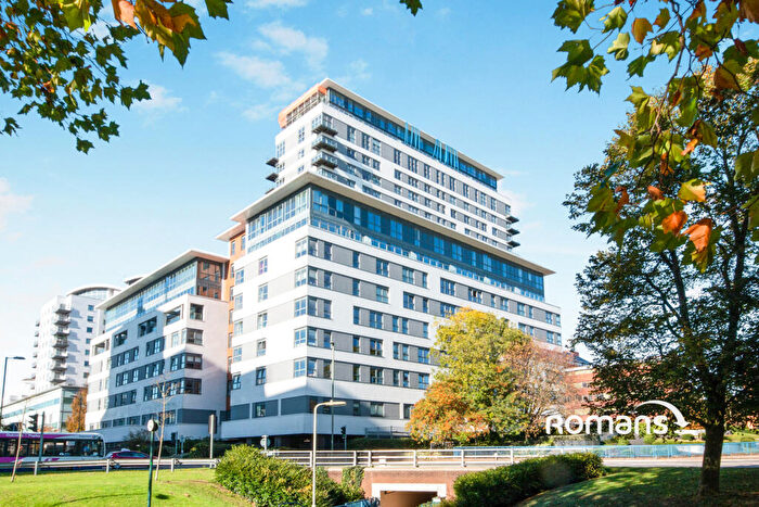 1 Bedroom Flat To Rent In Skyline Plaza, Alencon Link, Alencon Link, RG21