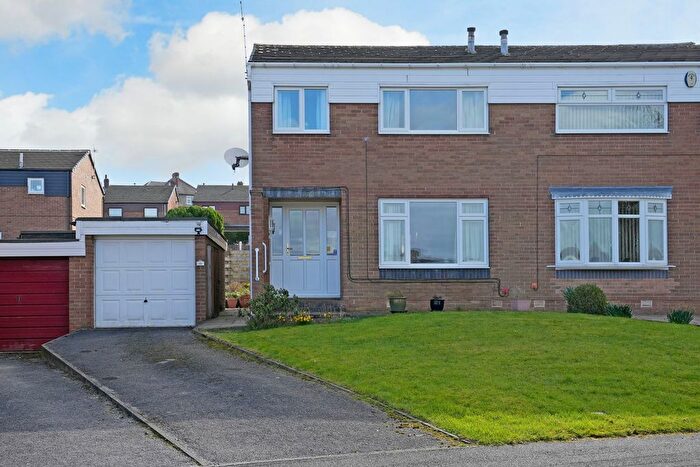 3 Bedroom Semi Detached House For Sale In Willow Crescent, Sheffield, Chapeltown, S35