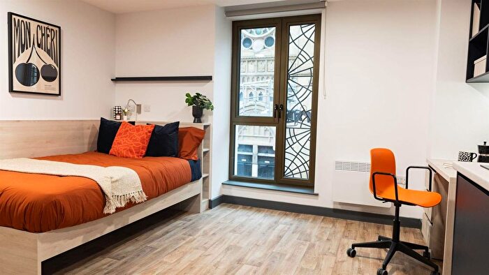 1 Bedroom Flat To Rent In Cookridge Street, Leeds, LS2