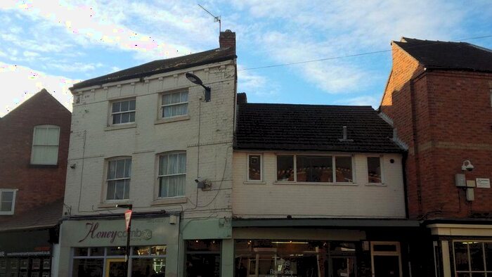 6 Bedroom Flat To Rent In Upper Bar, Newport, TF10