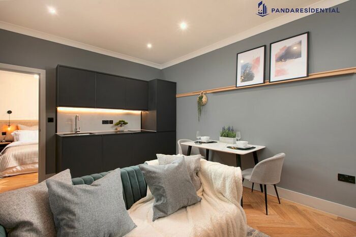 1 Bedroom Flat To Rent In Kenway Road, London, SW5