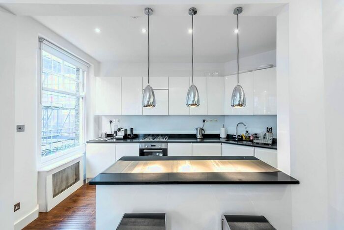 2 Bedroom Flat To Rent In Argyll Mansions, Chelsea, London, SW3