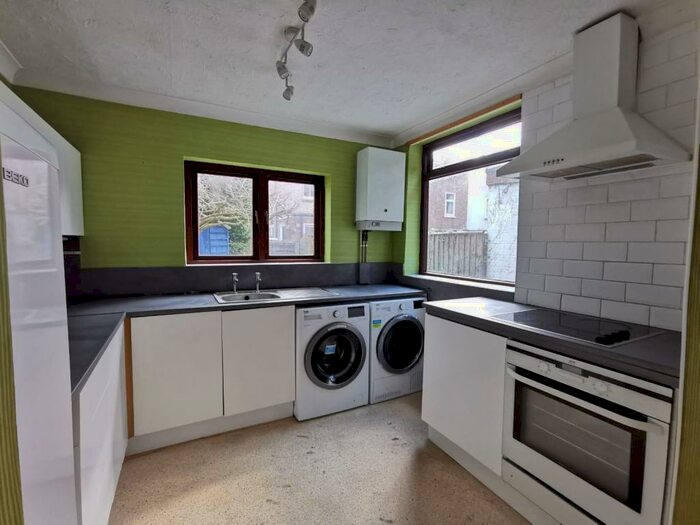 4 Bedroom Terraced House To Rent In Trix Road, Norwich, NR2