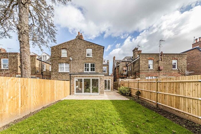 6 Bedroom Property To Rent In Grove Park Gardens, London, W4