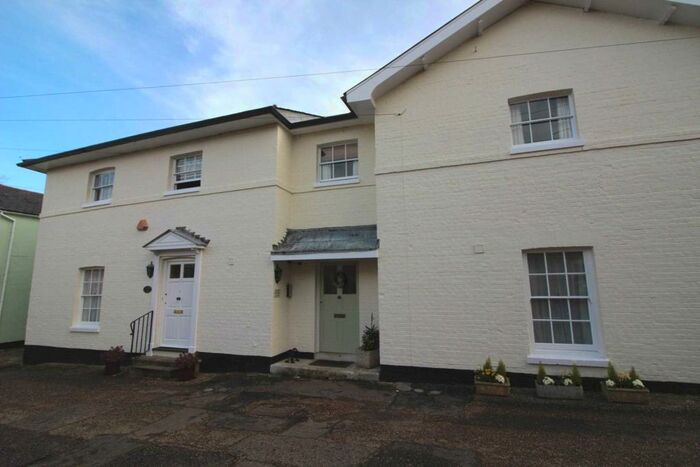 2 Bedroom Flat To Rent In Prince Lane, Dedham, CO7