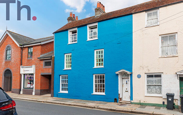 7 Bedroom Semi Detached House For Sale In Newport, Isle Of Wight, PO30