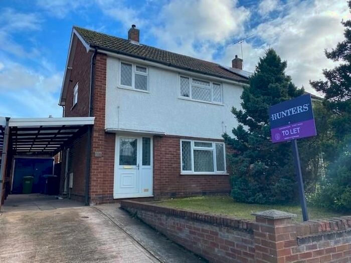 3 Bedroom Semi-Detached House To Rent In Argyle Street, Glascote, Tamworth, Staffordshire, B77