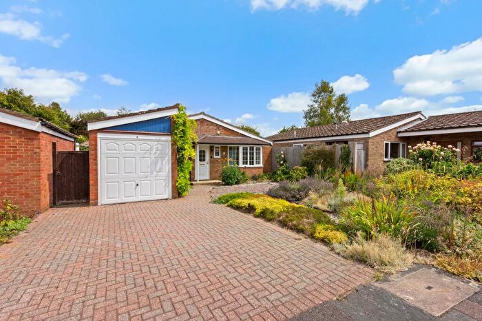2 Bedroom Detached Bungalow For Sale In Parton Close, Wendover, HP22