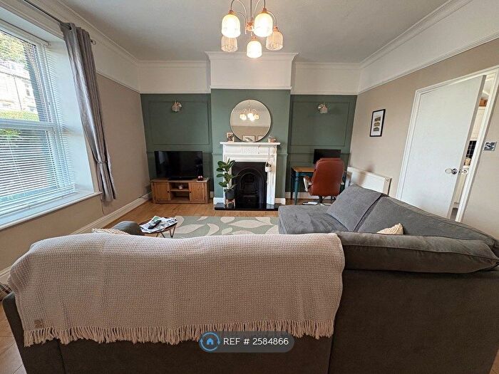 2 Bedroom Terraced House To Rent In Clifton Common, Brighouse, HD6