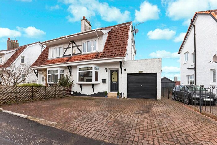 3 Bedroom Semi Detached House For Sale In Crosslees Drive, Thornliebank, Lanarkshire, G46