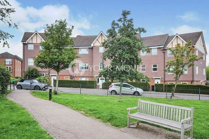 2 Bedroom Apartment To Rent In Flat 2 St. Neot's Court 5 Parkland, Bromley, BR1