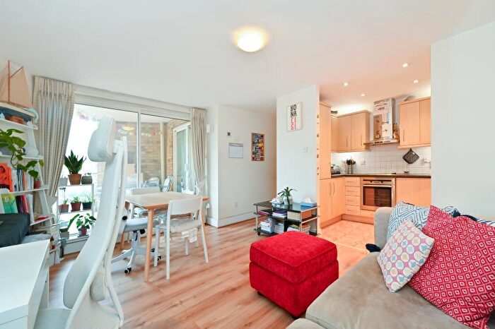 1 Bedroom Apartment To Rent In Basin Approach Limehouse, E14