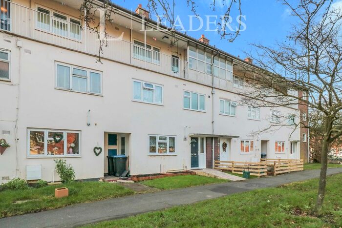 1 Bedroom Flat To Rent In Halling Hill, Harlow CM20