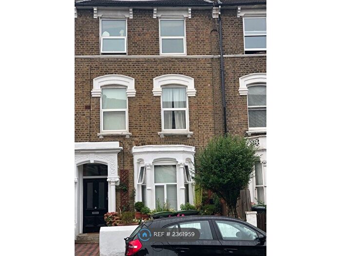 2 Bedroom Flat To Rent In Upper Tollington Park, Finsbury Park, N4