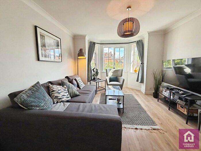 2 Bedroom Flat To Rent In Chervil Close, Manchester, Greater Manchester, M14