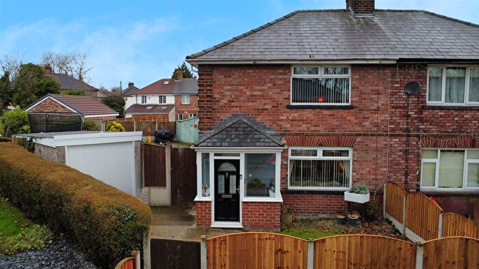 3 Bedroom Semi Detached House For Sale In Rennie Avenue, St.Helens, WA10