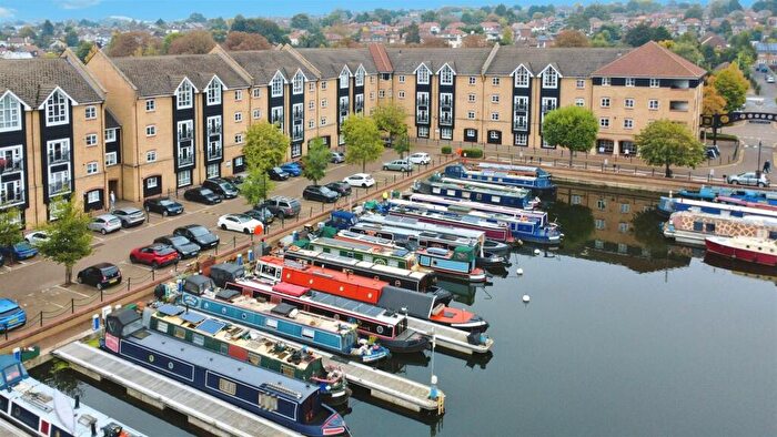2 Bedroom Apartment To Rent In Apsley Lock, Hemel Hempstead, HP3